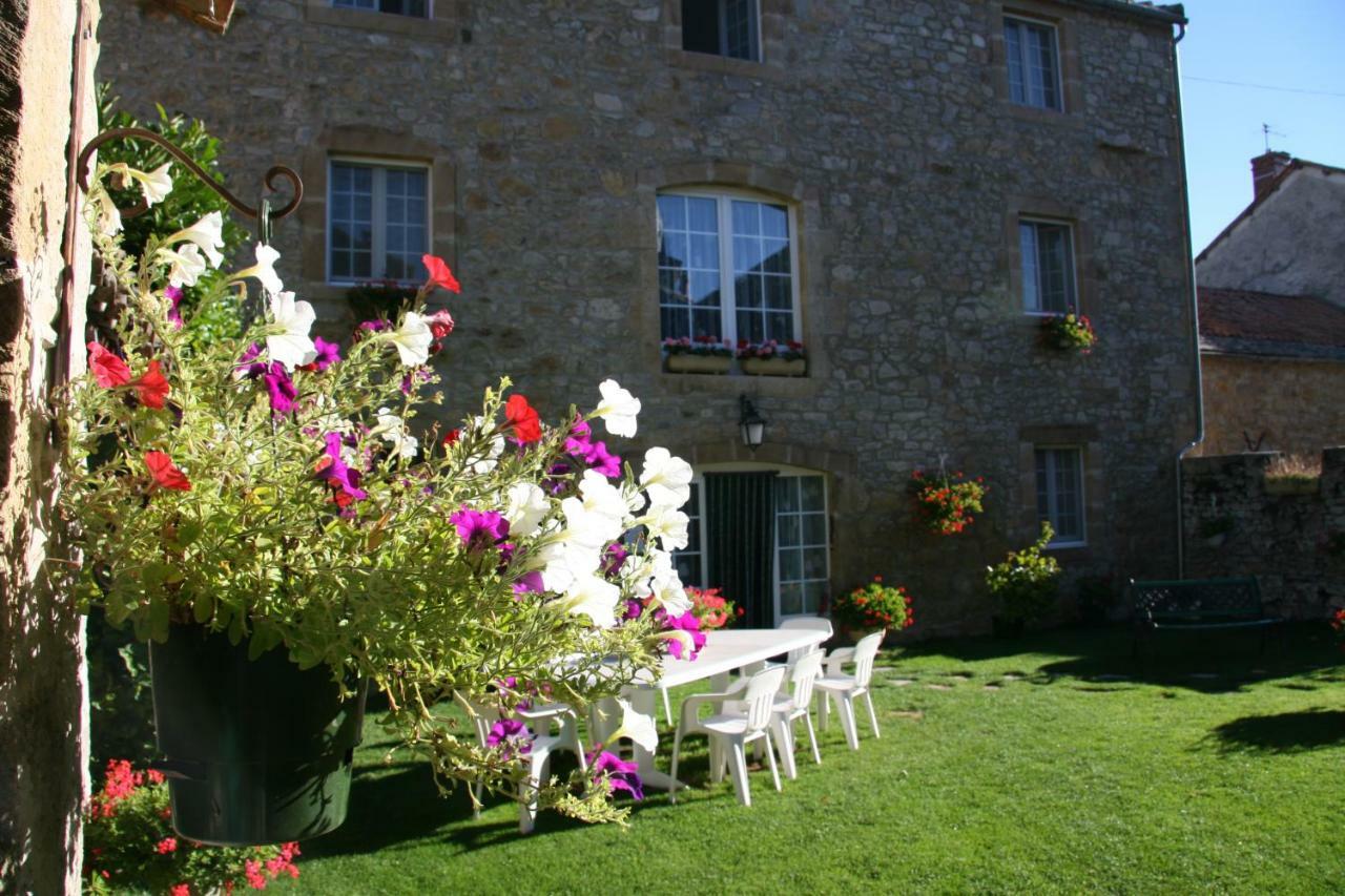 Chambres D'Hotes Lou Jassou Lapanouse-de-Cernon Exterior photo